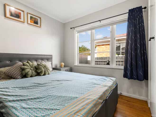 11 Freyberg Crescent, Pukekohe