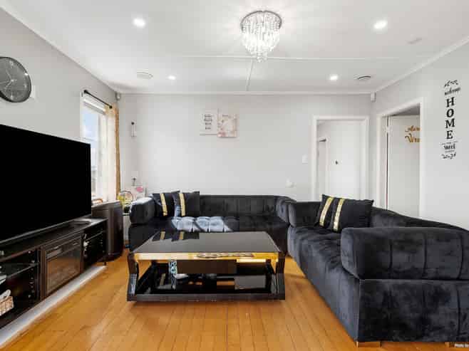 11 Freyberg Crescent, Pukekohe