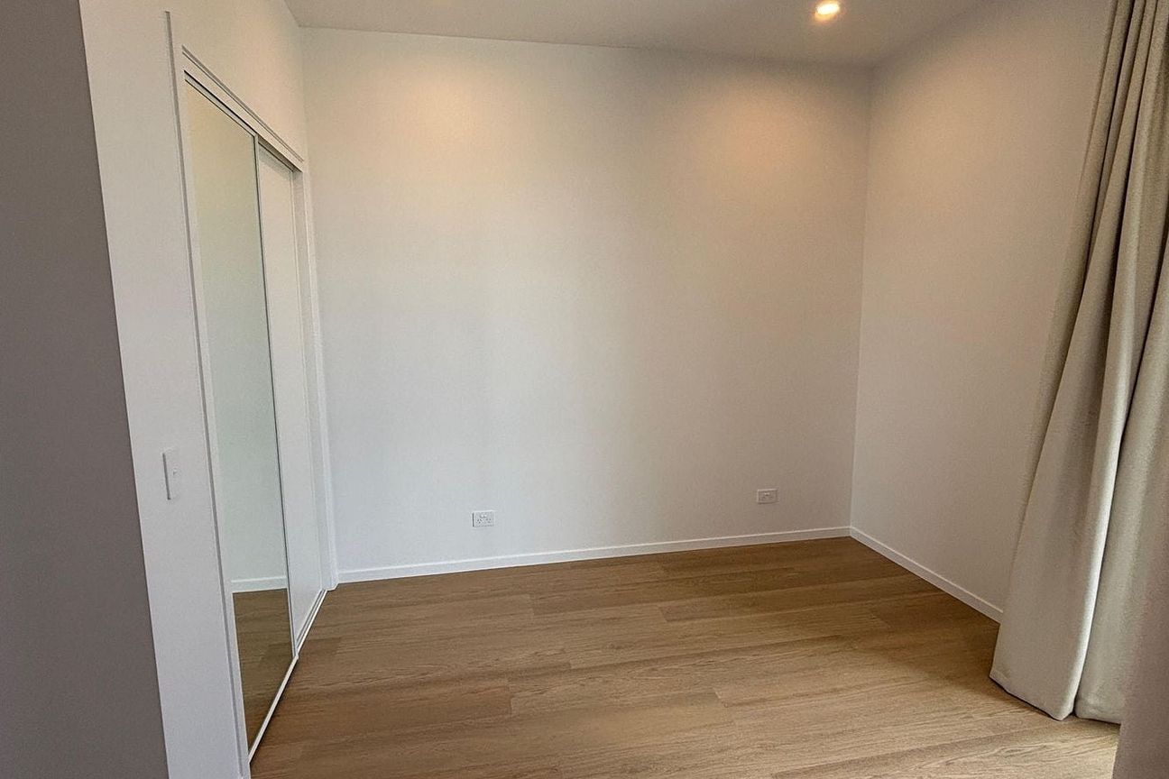 Brand New Ground Floor Live Garden Studios - Aanzicht 5