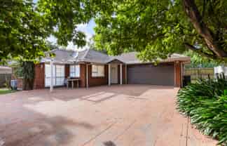 36A Beach Road, Pahurehure