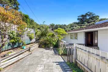 6 Rawhiti Road, Pukerua Bay