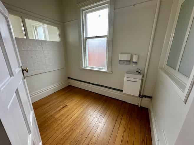 Central City, Carpark Included