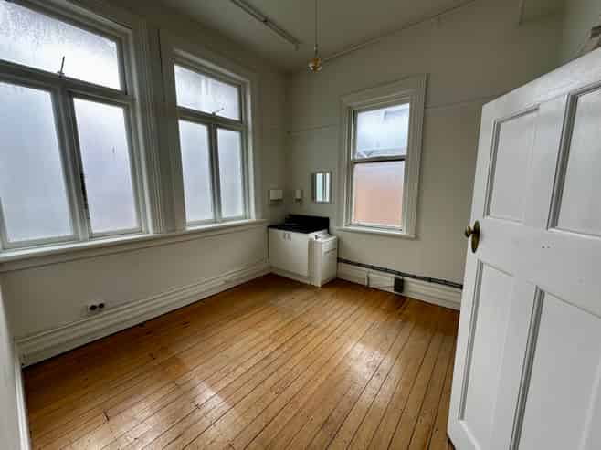 Central City, Carpark Included