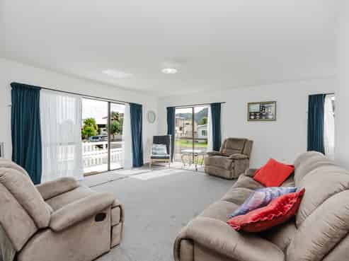 617A Harbour View Road, Whangamata