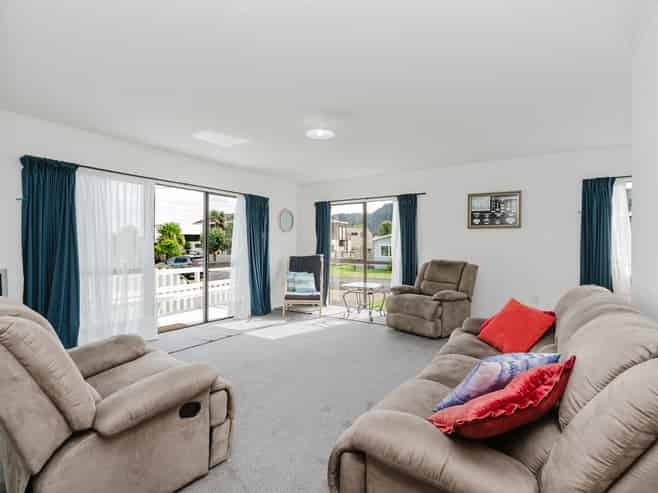 617A Harbour View Road, Whangamata