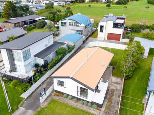 617A Harbour View Road, Whangamata