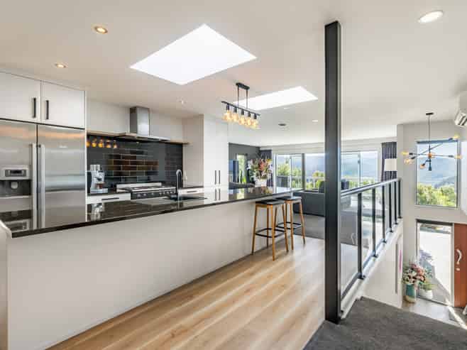 75 Mount Marua Way, Upper Hutt