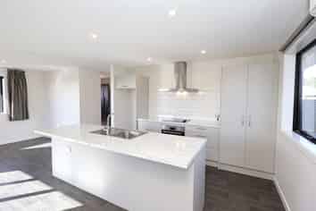 206B Bluff Highway, Kew