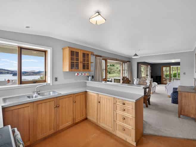 12 Ross Terrace, Lyttelton