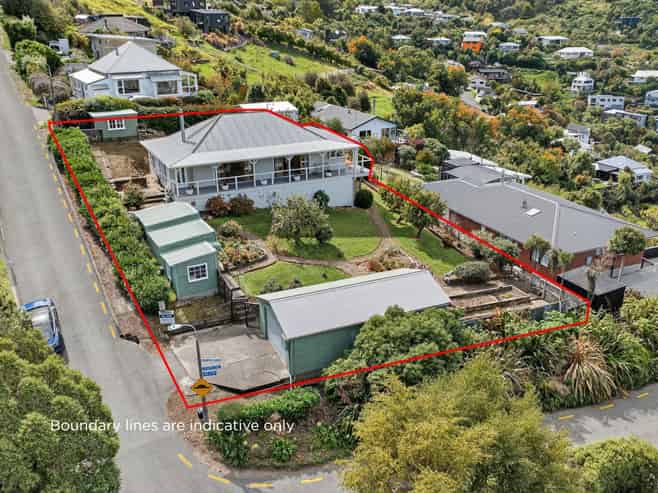 12 Ross Terrace, Lyttelton