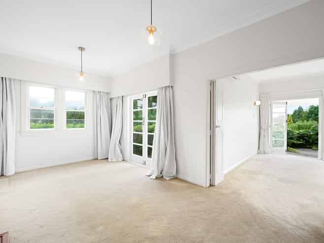 112 Lake Crescent, Hamilton Lake