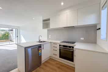 11 Ngae Place, Mangere East