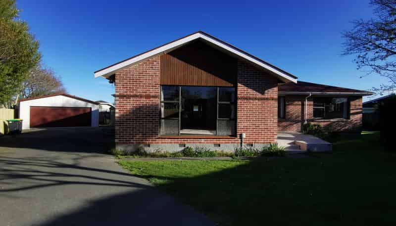 10 Rochford Place, Bryndwr