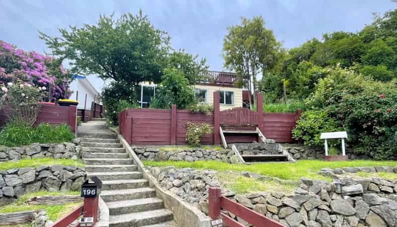 196 Kaikorai Valley Road, Bradford