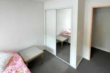 196 Kaikorai Valley Road, Bradford