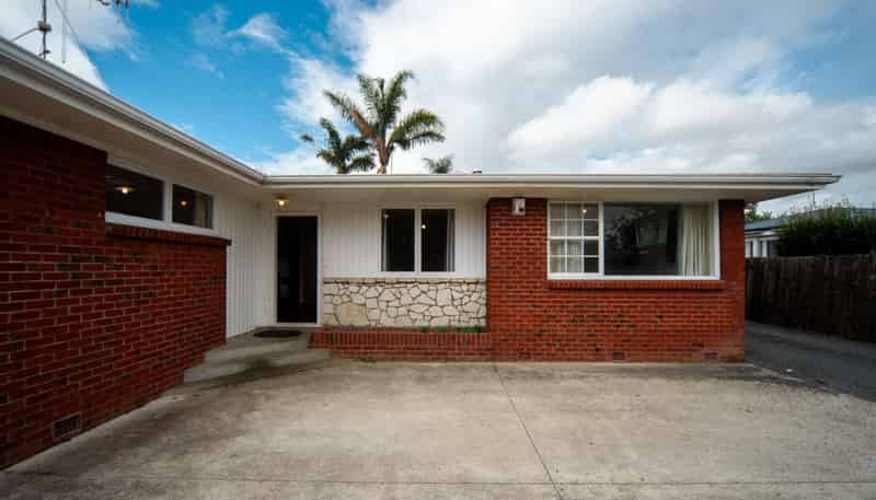 98 Silverdale Road, Silverdale