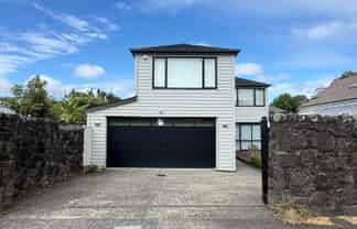 14 Kipling Avenue, Epsom