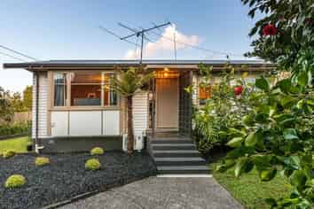 20 Woodvale Road, Glen Eden