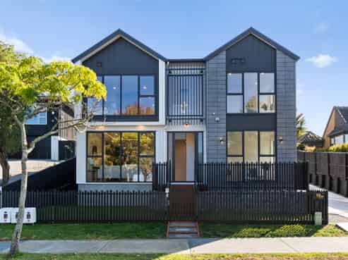 88 A&B Norman Lesser Drive, Saint Johns
