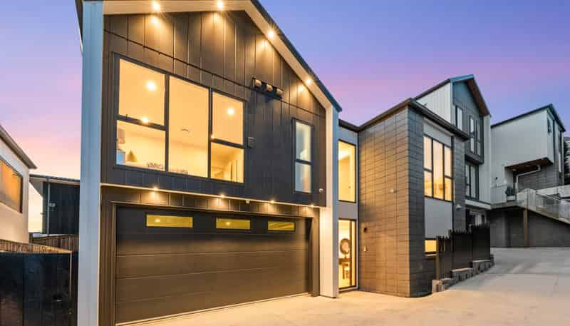 88B Norman Lesser Drive, Saint Johns
