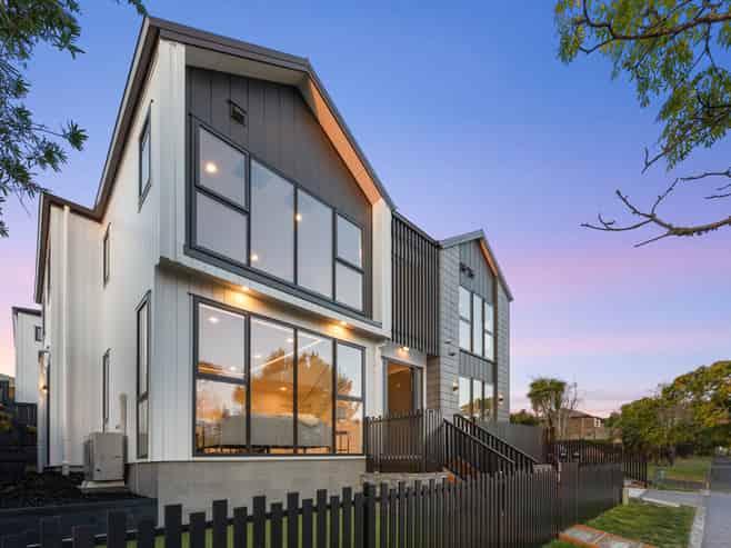 88 A&B Norman Lesser Drive, Saint Johns