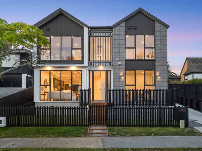 88 A&B Norman Lesser Drive, Saint Johns