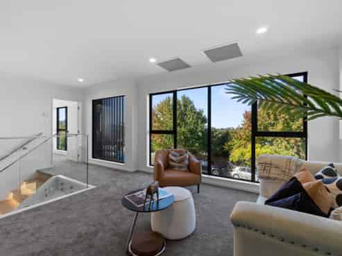88 A&B Norman Lesser Drive, Saint Johns