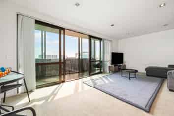 518/6 Dockside Lane, Auckland Central