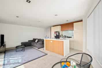 518/6 Dockside Lane, Auckland Central