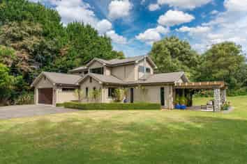 174 Mapara Road, Acacia Bay