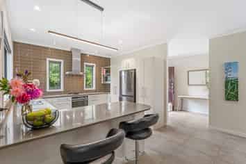 174 Mapara Road, Acacia Bay