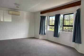 675 One Tree Point Road, One Tree Point