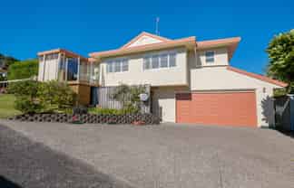 28c Zealandia Road, Manly