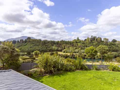 2/26 Robinson Terrace, Rangatira Park