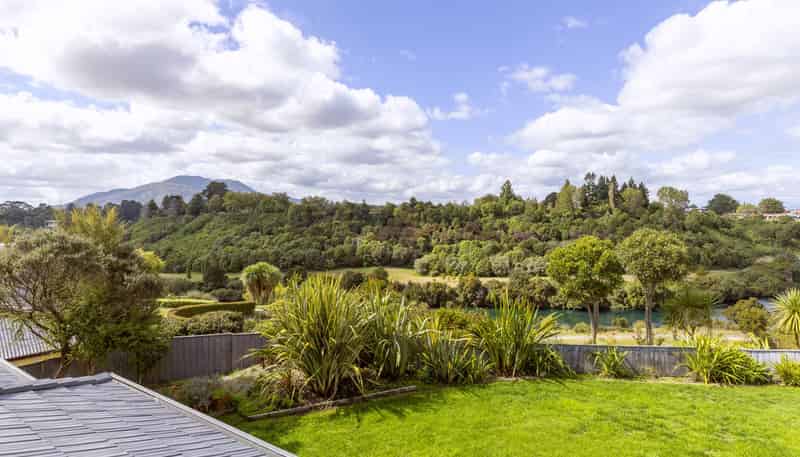 2/26 Robinson Terrace, Rangatira Park