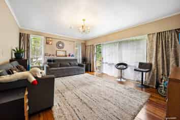 196 Don Buck Road, Massey