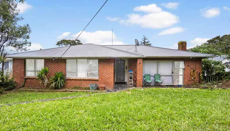 196 Don Buck Road, Massey