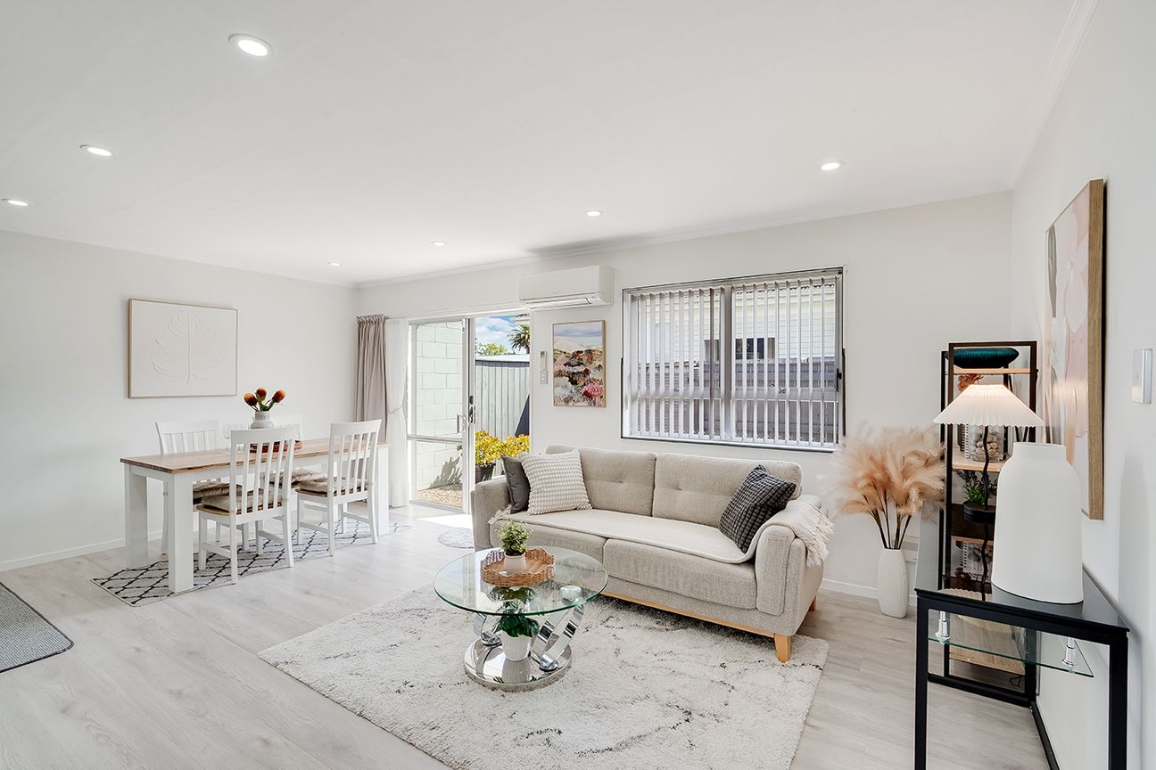Modern Elegance in Hamilton East - Widok 5