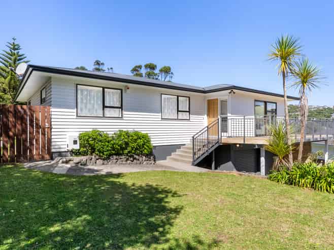 34 Percy Dyett Drive, Karori