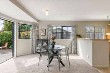 9a Dasent Street, Karori