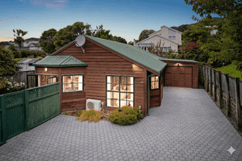 9a Dasent Street, Karori