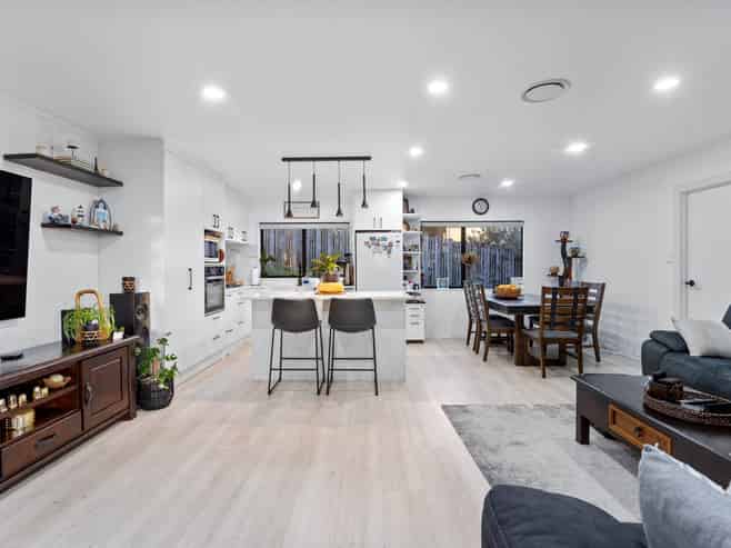 2/27 Mallard Place, Unsworth Heights