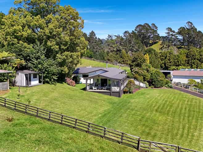 274 Hot Springs Road, Tahawai