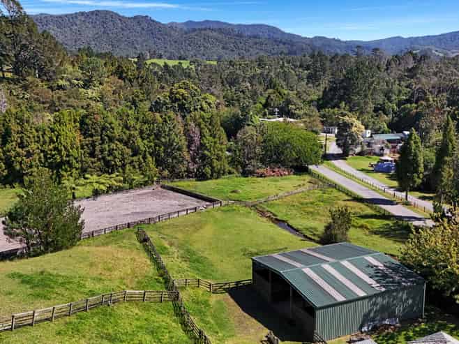 274 Hot Springs Road, Tahawai