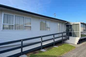 35 Hatton Road, Orewa