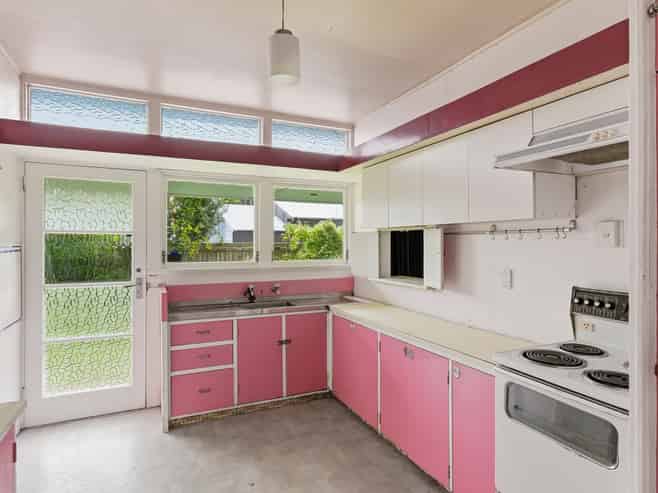 77 Aotaki Street, Otaki