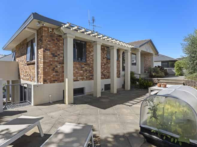 71A Oceanview Road, Mount Maunganui