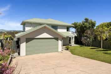 5 Padstow Pl, Camborne