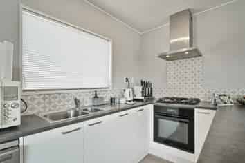 2/701 Riverslea Road South, Akina