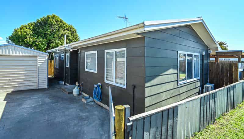 2/701 Riverslea Road South, Akina